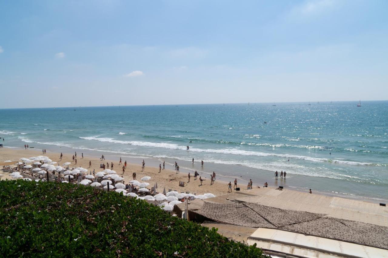 Sea View Stylish 1Br With Balcony By Beachfront Stay Herzelia Dış mekan fotoğraf